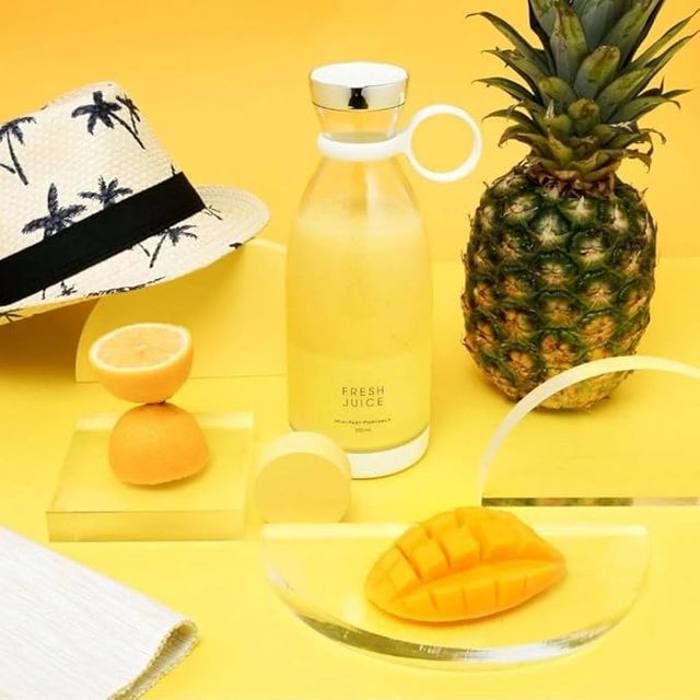 Mini Portable Juicer Bottle – Fresh Juice Anytime