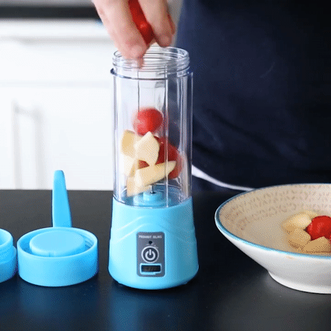 FreshBlend  Portable Juicer Bottle – Fresh Juice Anywhere